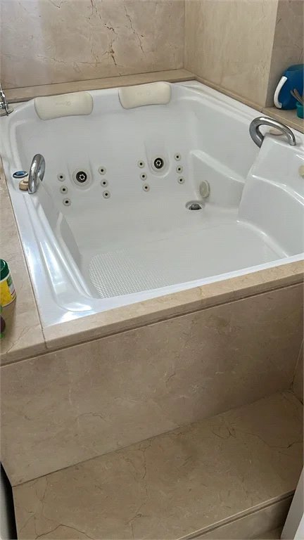 Apartamento à venda com 3 suítes em Jardim Morumbi, São Paulo, SP
