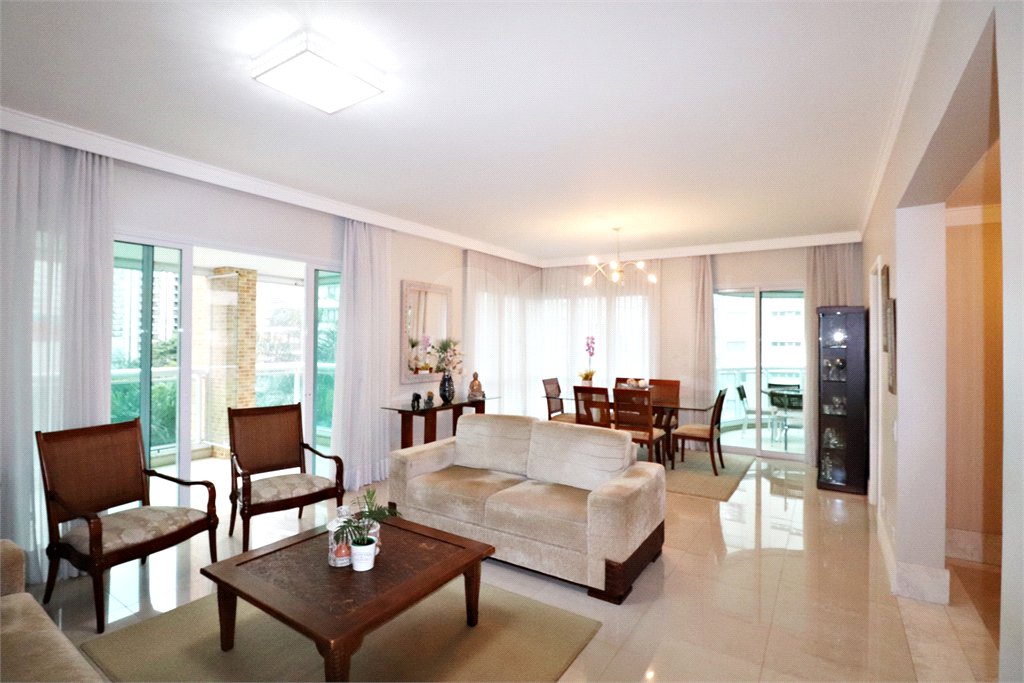 Apartamento à venda com 4 suítes em Santana, São Paulo, SP