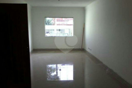 Casa Térrea à venda com 3 suítes em Vila Polopoli, São Paulo, SP
