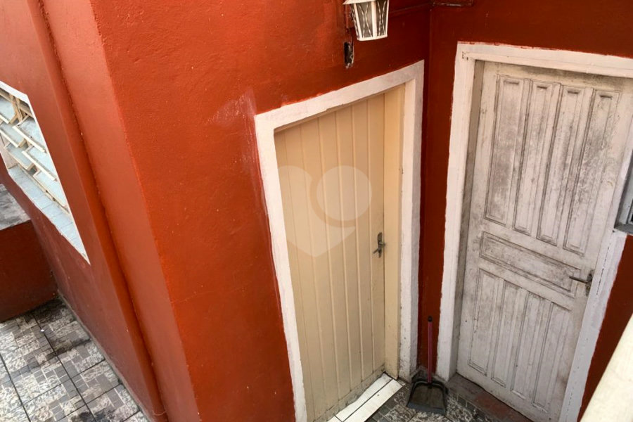 Sobrado à venda com 3 quartos em Jardim Peri, São Paulo, SP
