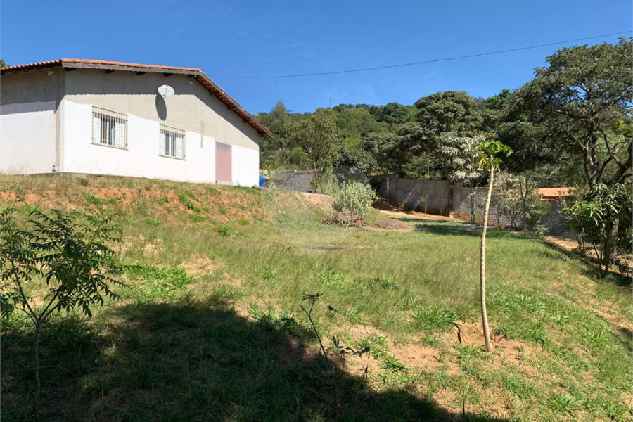 Casa à venda com 3 quartos, sendo 1 suíte, em Olho D'água, Mairiporã, SP