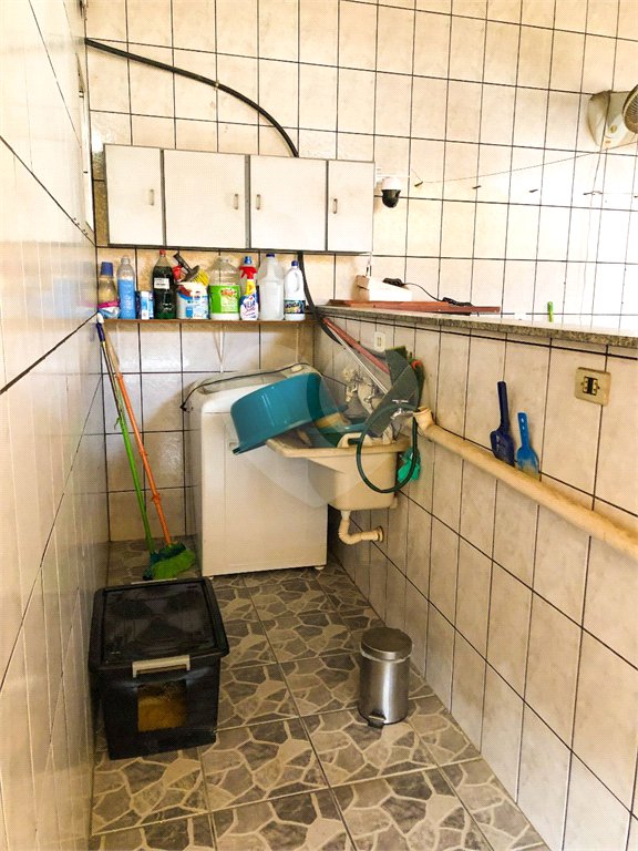 Sobrado à venda com 5 quartos, sendo 1 suíte, em Parque Edu Chaves, São Paulo, SP