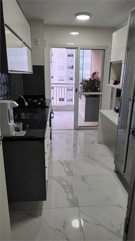 Apartamento à venda ou para alugar com 3 quartos, sendo 1 suíte, em Jardim Vazani, São Paulo, SP