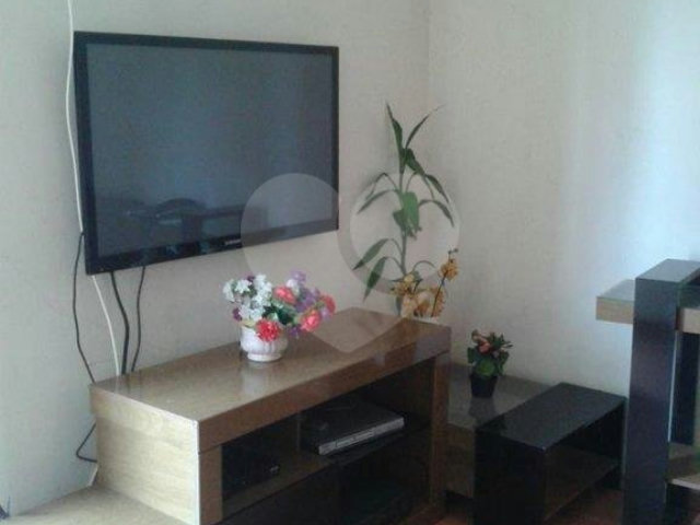 Sobrado à venda com 3 quartos em Santana, São Paulo, SP