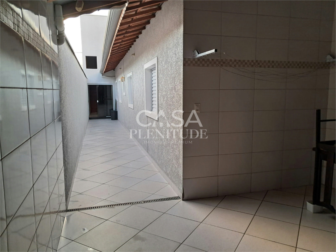 Casa à venda com 3 quartos, sendo 1 suíte, em Vila Haro, Sorocaba, SP