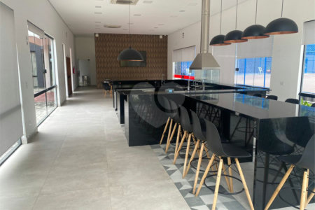 Casa à venda com 3 quartos, sendo 1 suíte, em Condomínio Flamboyant-b, Atibaia, SP