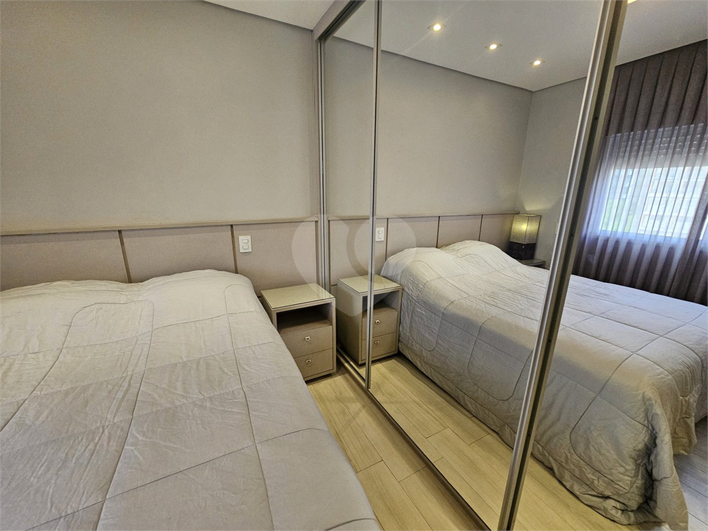 Apartamento para alugar com 2 quartos, sendo 1 suíte,  em Jardim das Acácias, São Paulo, SP