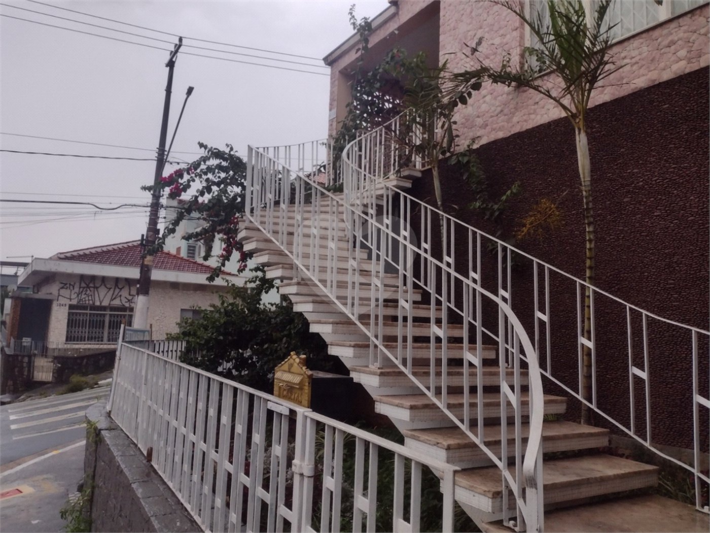 Sobrado à venda com 4 quartos, sendo 1 suíte, em Vila Medeiros, São Paulo, SP