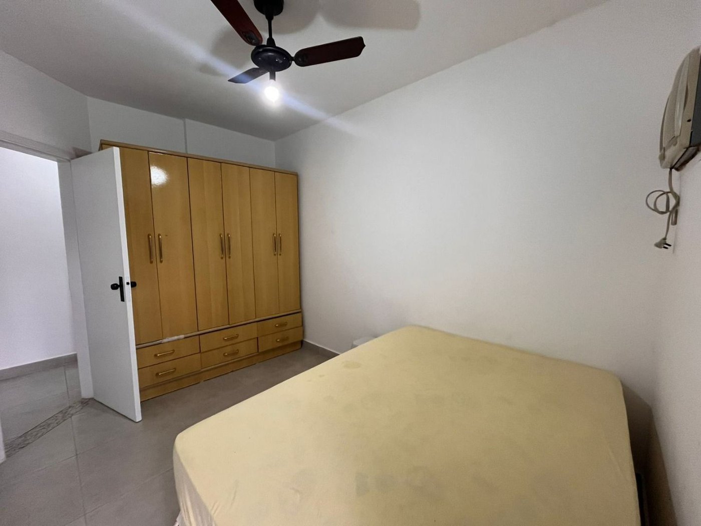 Apartamento com 2 dormitórios à venda, 65 m² por R$ 360.000,00 - Vila Júlia - Guarujá/SP