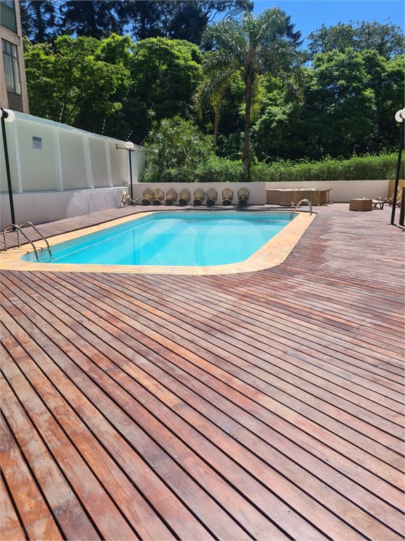 Apartamento à venda com 2 quartos, sendo 1 suíte,  em Consolação, São Paulo, SP