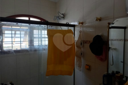 Sobrado à venda com 3 quartos, sendo 1 suíte,  em Santa Teresinha, São Paulo, SP