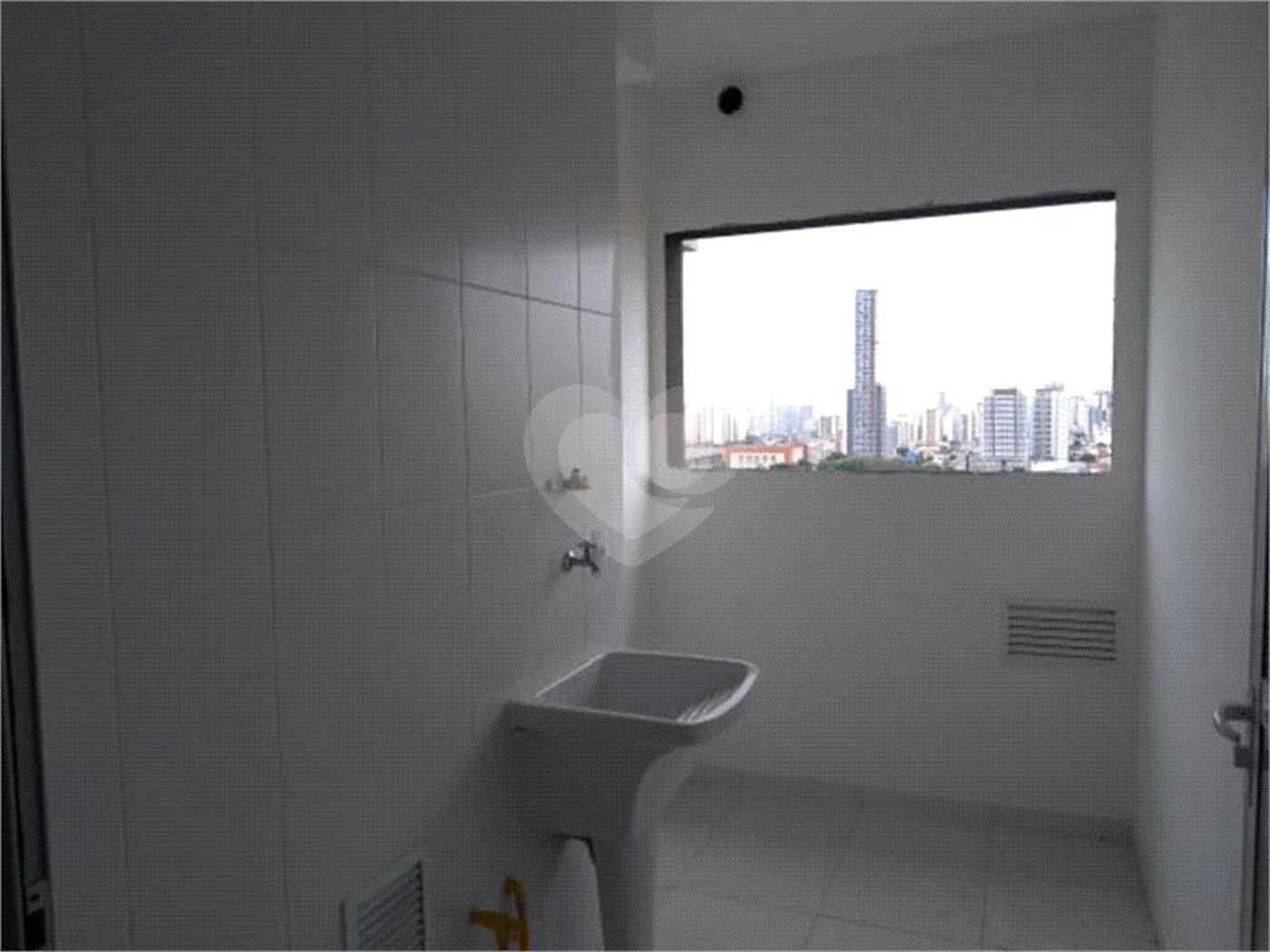 Apartamento na Mooca com 91m² , 650 metros da estação Belém,3 dormitórios,1 suíte,1 Vaga.