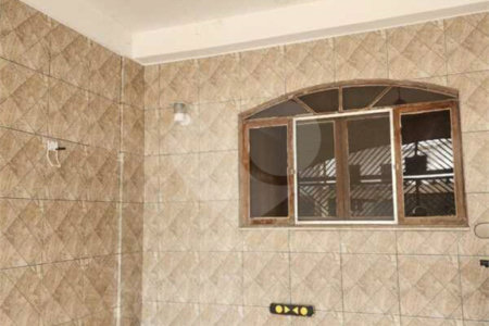 Sobrado à venda com 3 quartos, sendo 1 suíte, em Jardim das Vertentes, São Paulo, SP