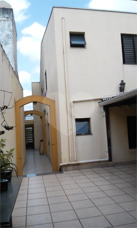 Sobrado à venda com 4 suítes em Vila Carrão, São Paulo, SP