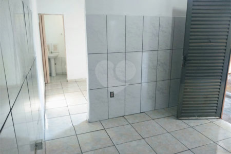 Casa Térrea à venda com 2 suítes em Jardim São Francisco, Mogi das Cruzes, SP