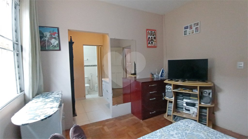 Casa à venda com 3 quartos, sendo 1 suíte,  no Centro, Vinhedo, SP