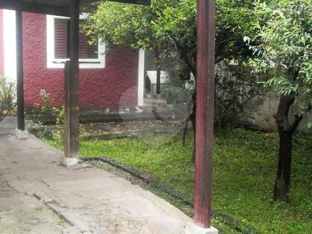 Casa Térrea à venda com 6 quartos, sendo 1 suíte,  em Pirituba, São Paulo, SP