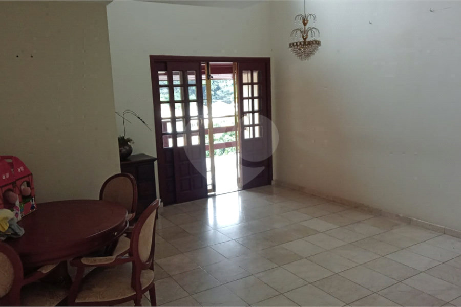 Sobrado à venda com 4 quartos, sendo 3 suítes,  em Horto Florestal, São Paulo, SP