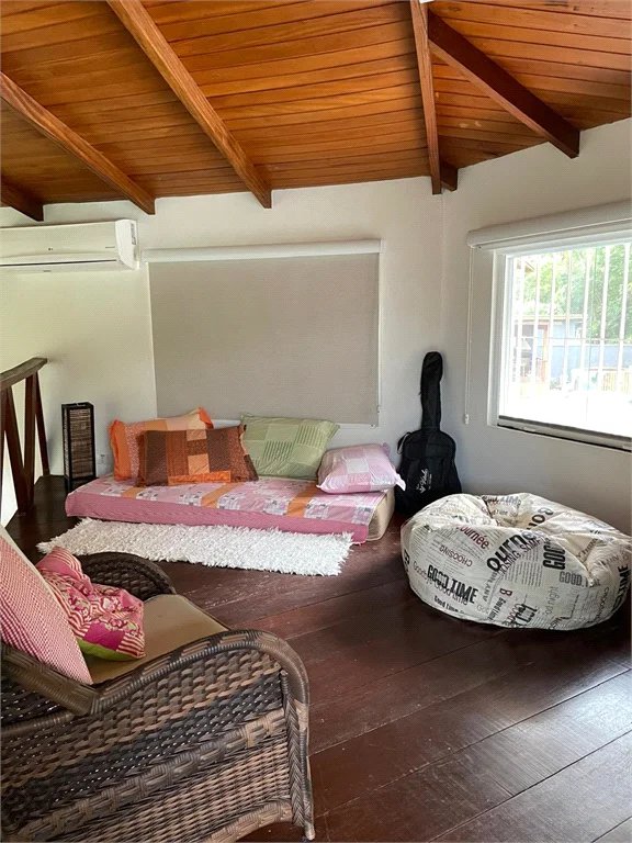 Casa à venda com 3 quartos, sendo 2 suítes, em Maresias, São Sebastião, SP