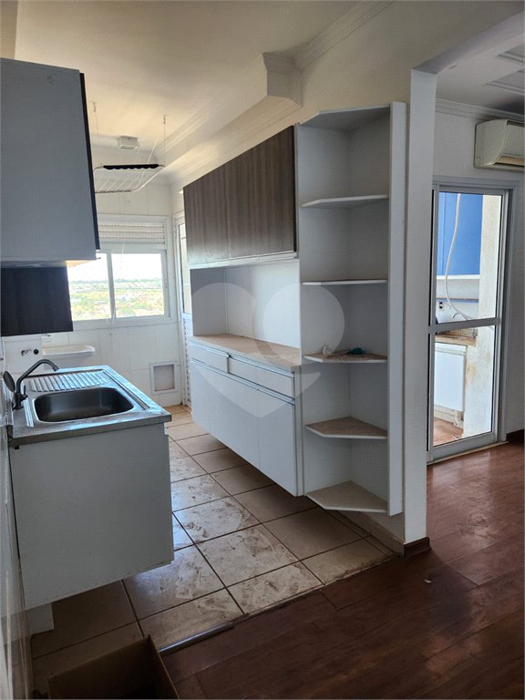 Apartamento à venda com 3 quartos, sendo 1 suíte, em Jardim dos Manacás, Araraquara, SP