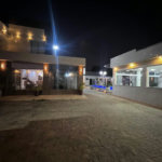 Casa à venda com 8 quartos, sendo 2 suítes, em Flórida, Praia Grande, SP