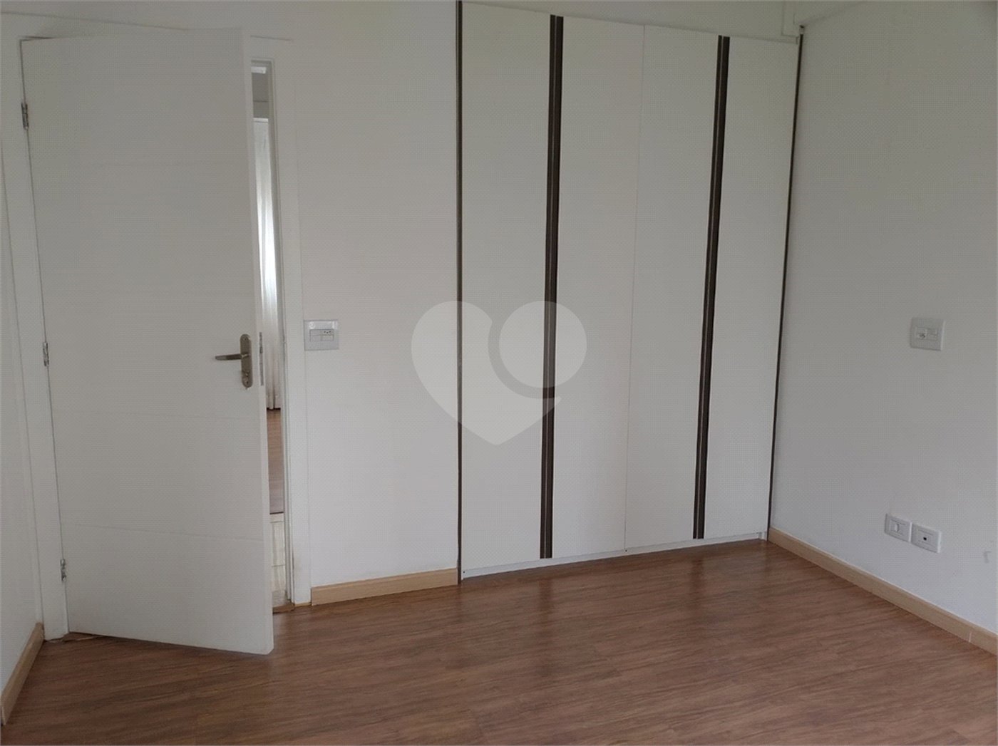 Apartamento à venda ou para alugar com 3 suítes em Indianópolis, São Paulo, SP