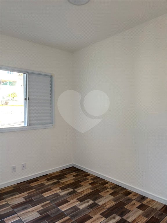 Apartamento à venda com 2 quartos em Jardim Rodrigues Alves, Ferraz de Vasconcelos, SP