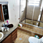 Sobrado à venda com 5 quartos, sendo 2 suítes, em Vila Nova Cachoeirinha, São Paulo, SP