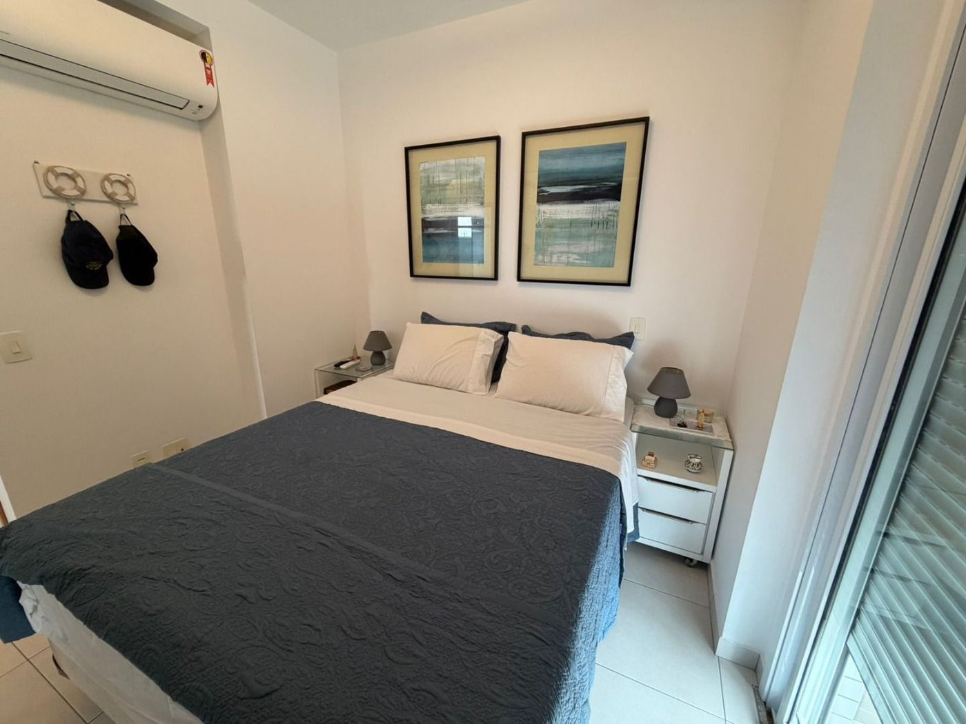 Apartamento com 2 dormitórios à venda, 83 m² por R$ 1.430.000,00 - Gonzaga - Santos/SP
