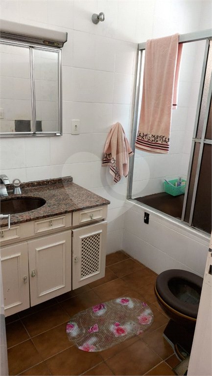 Casa à venda com 4 quartos, sendo 2 suítes, em Jardim São Caetano, São Caetano do Sul, SP