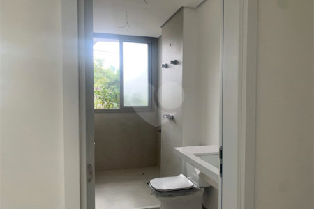 Apartamento à venda com 2 suítes em Vila Madalena, São Paulo, SP