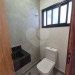 Casa à venda com 3 quartos, sendo 1 suíte, no condomínio Horto Florestal Villagio, Sorocaba - SP