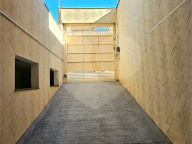 Casa à venda com 2 suítes no condomínio Residence Adelina, São Paulo - SP