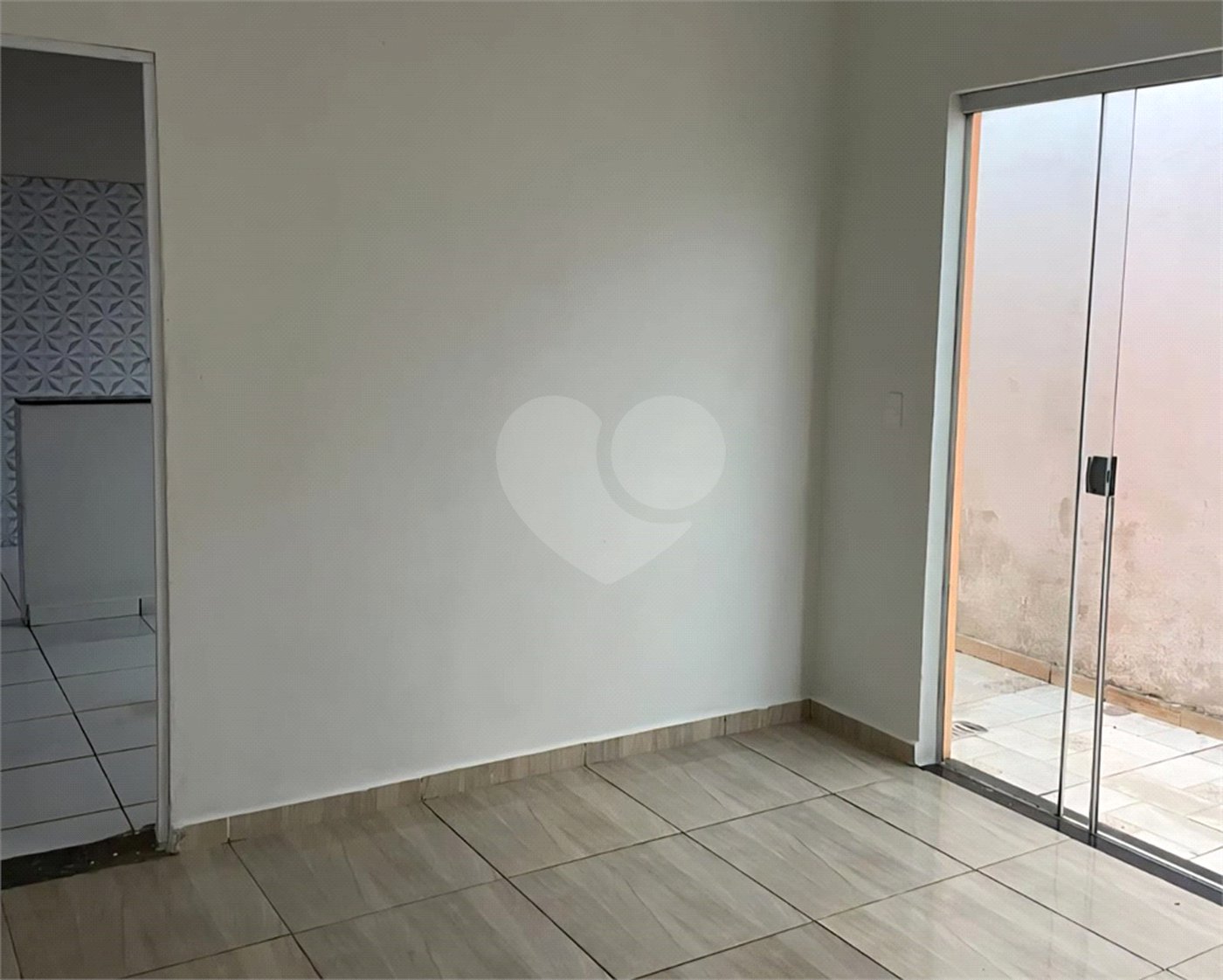Casa à venda com 2 quartos em Vila Carvalho, Itapetininga, SP