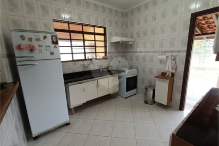 Chácara à venda com 2 suítes em Pavão (canguera), São Roque, SP