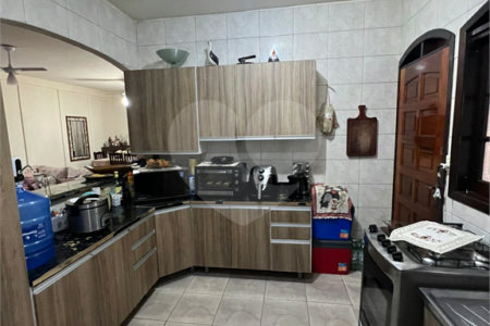 Casa à venda com 4 quartos, sendo 1 suíte,  em Jardim Ponte Grande, Mogi das Cruzes, SP