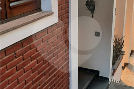 Sobrado à venda com 4 quartos, sendo 2 suítes, em Jardim São Bento, São Paulo, SP
