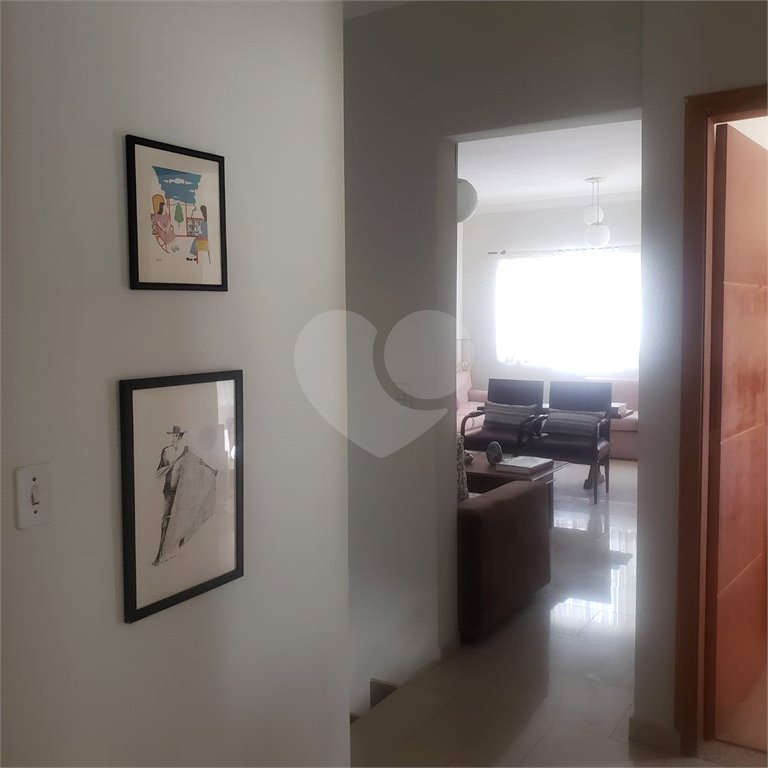 Sobrado à venda com 3 quartos, sendo 1 suíte, em Tremembé, São Paulo, SP