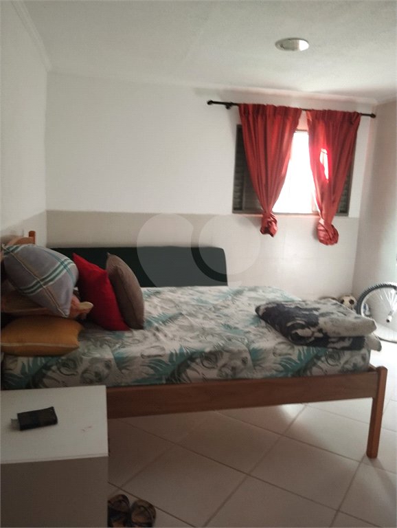 Chácara à venda com 6 quartos, sendo 1 suíte,  no Centro, Biritiba-mirim, SP