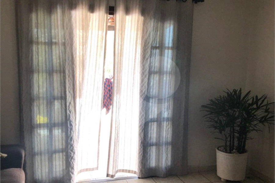 Casa Térrea à venda com 3 quartos em Tremembé, São Paulo, SP