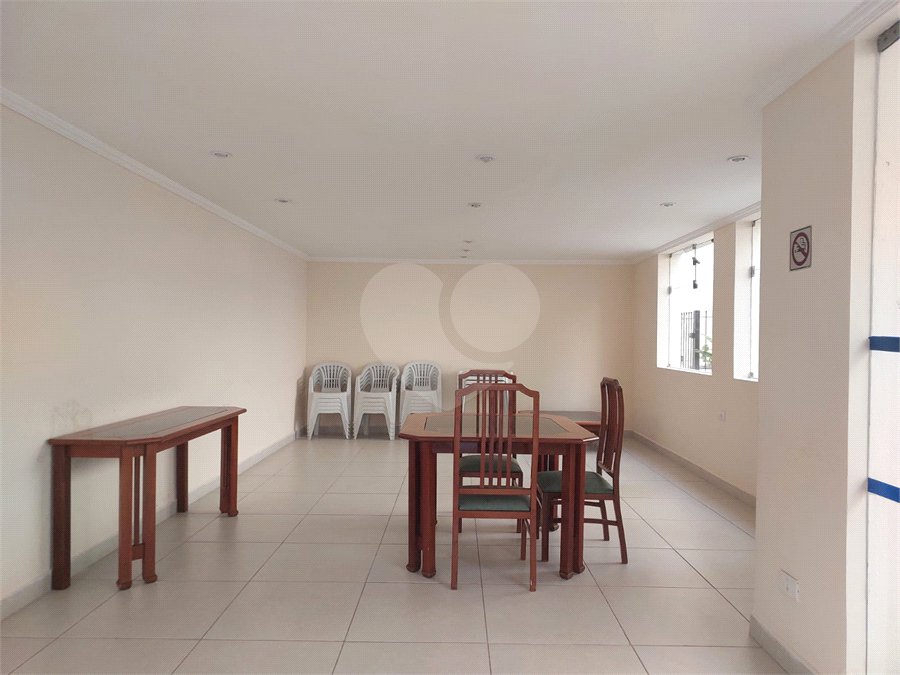 Apartamento à venda com 3 quartos em Vila Ipojuca, São Paulo, SP