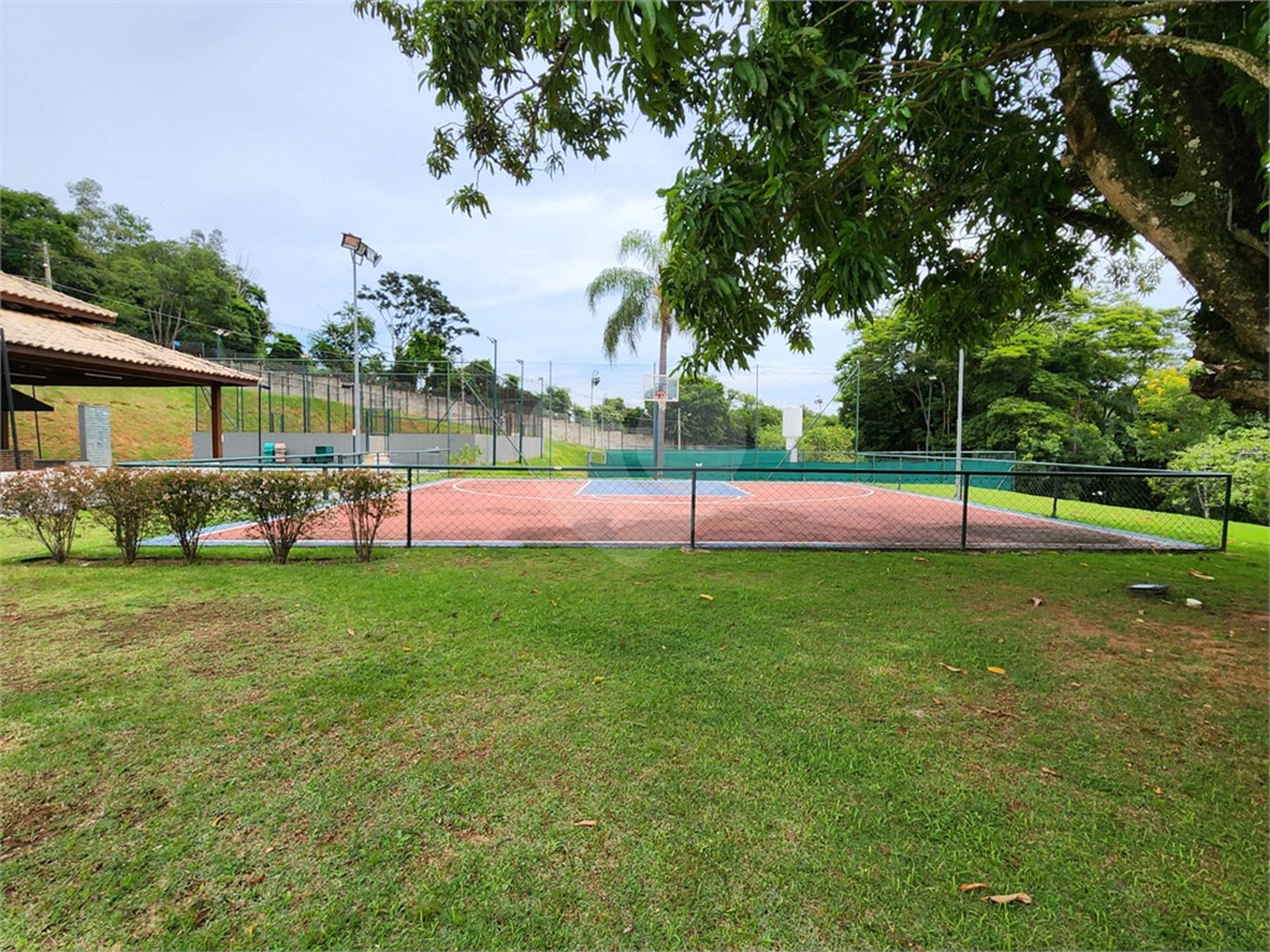 Terreno à venda no condomínio Santa Isabel I, Louveira - SP