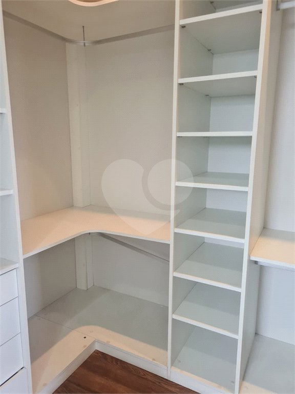 Apartamento à venda com 2 quartos, sendo 1 suíte, em Parque Reboucas, São Paulo, SP