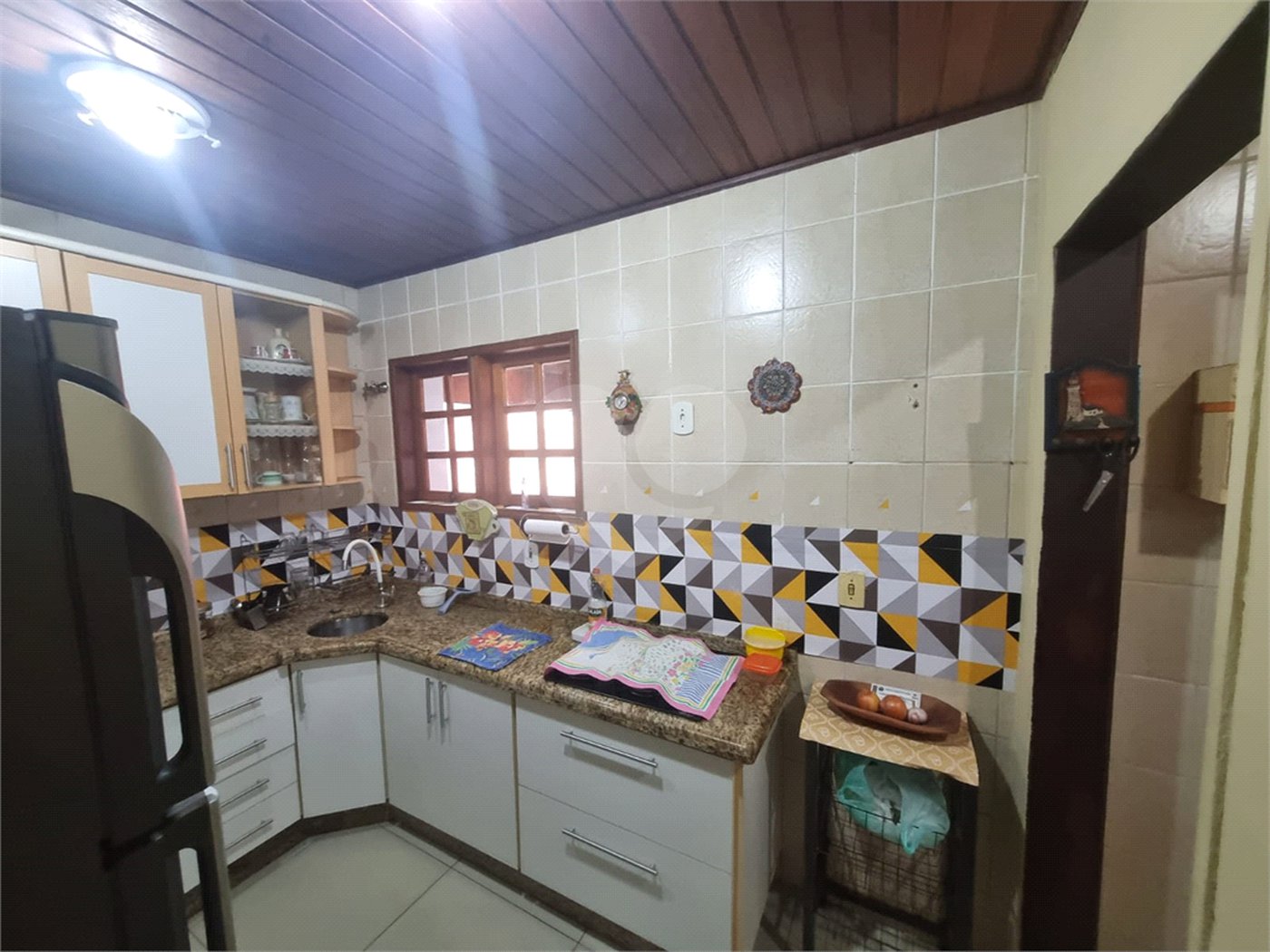 Casa à venda com 3 quartos, sendo 1 suíte, no condomínio Ibiti do Paço, Sorocaba - SP