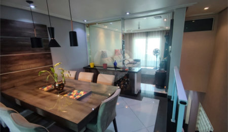 Sobrado à venda com 3 quartos, sendo 2 suítes,  em Vila Pires, Santo André, SP