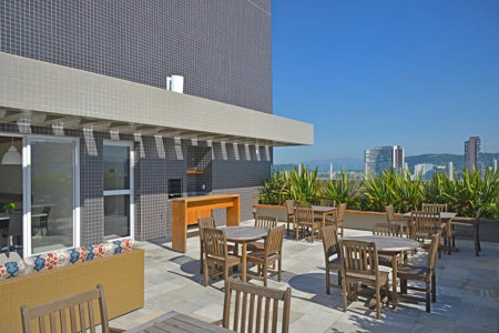 Apartamento com 2 dormitórios à venda, 72 m² por R$ 1.350.000,00 - Gonzaga - Santos/SP
