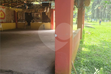 Sítio à venda com 2 quartos em Taiaçupeba, Mogi das Cruzes, SP