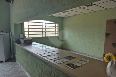 Salão à venda em Vila Irmãos Arnoni, São Paulo, SP
