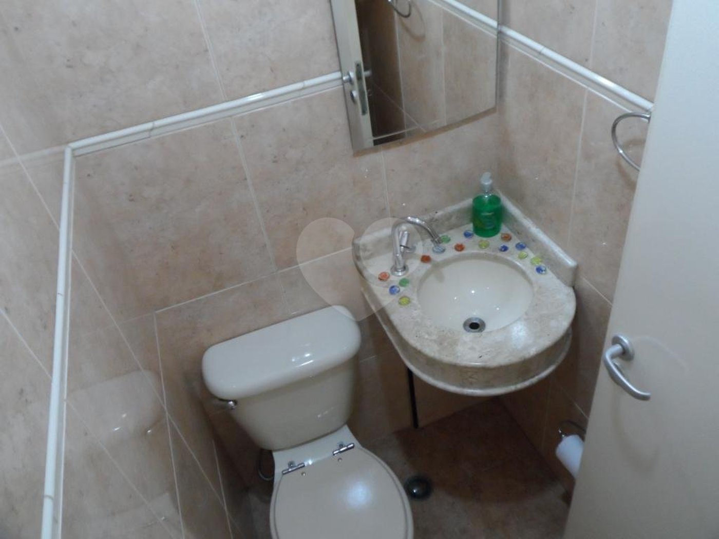 Apartamento à venda com 3 quartos, sendo 1 suíte, em Vila Galvão, Guarulhos, SP