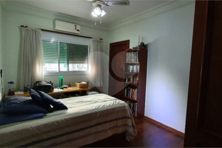 Casa à venda com 4 suítes em Vila Cordeiro, São Paulo, SP